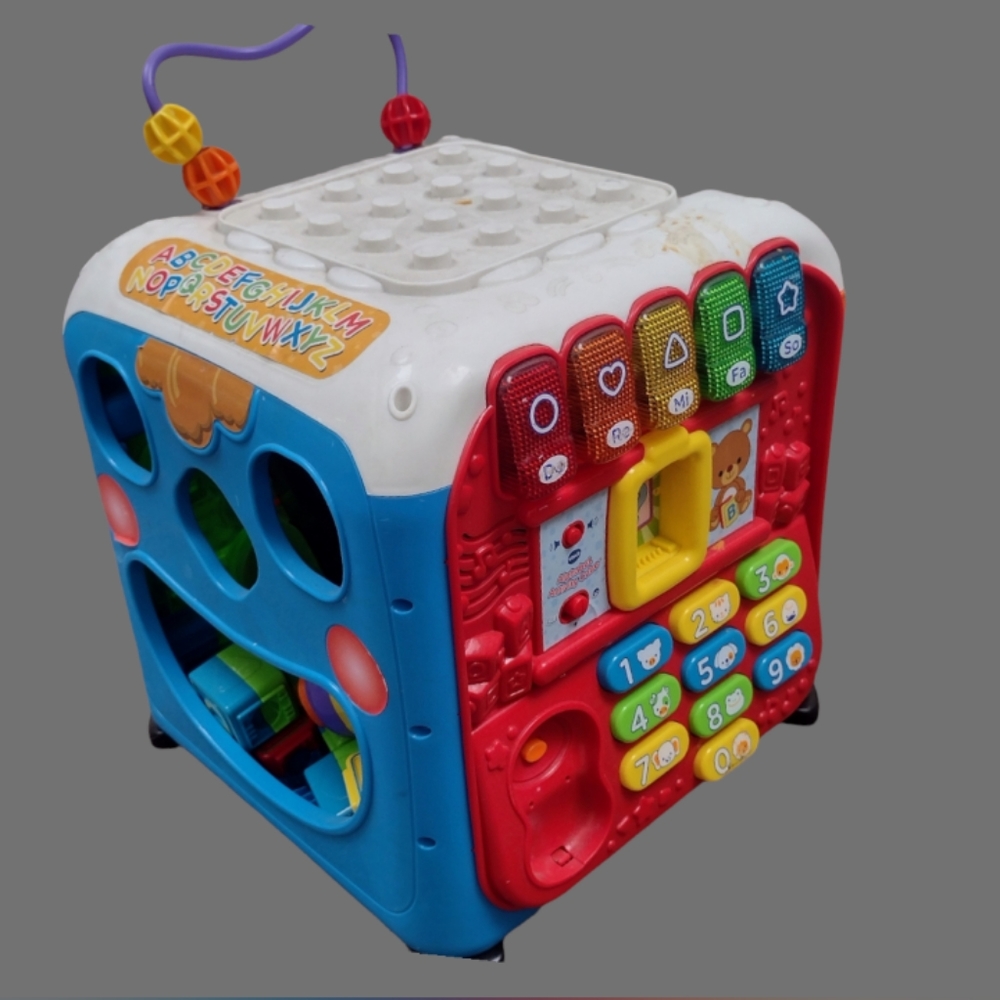 BABY VTech alphabet activity cube